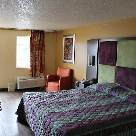 Executive Inn & Suites ناشفيل المظهر الخارجي الصورة